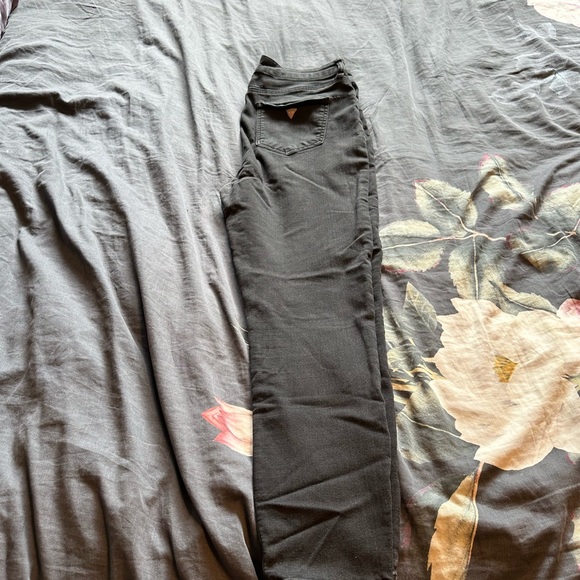 Black Guess jeans US size 31 - Picture 4 of 4
